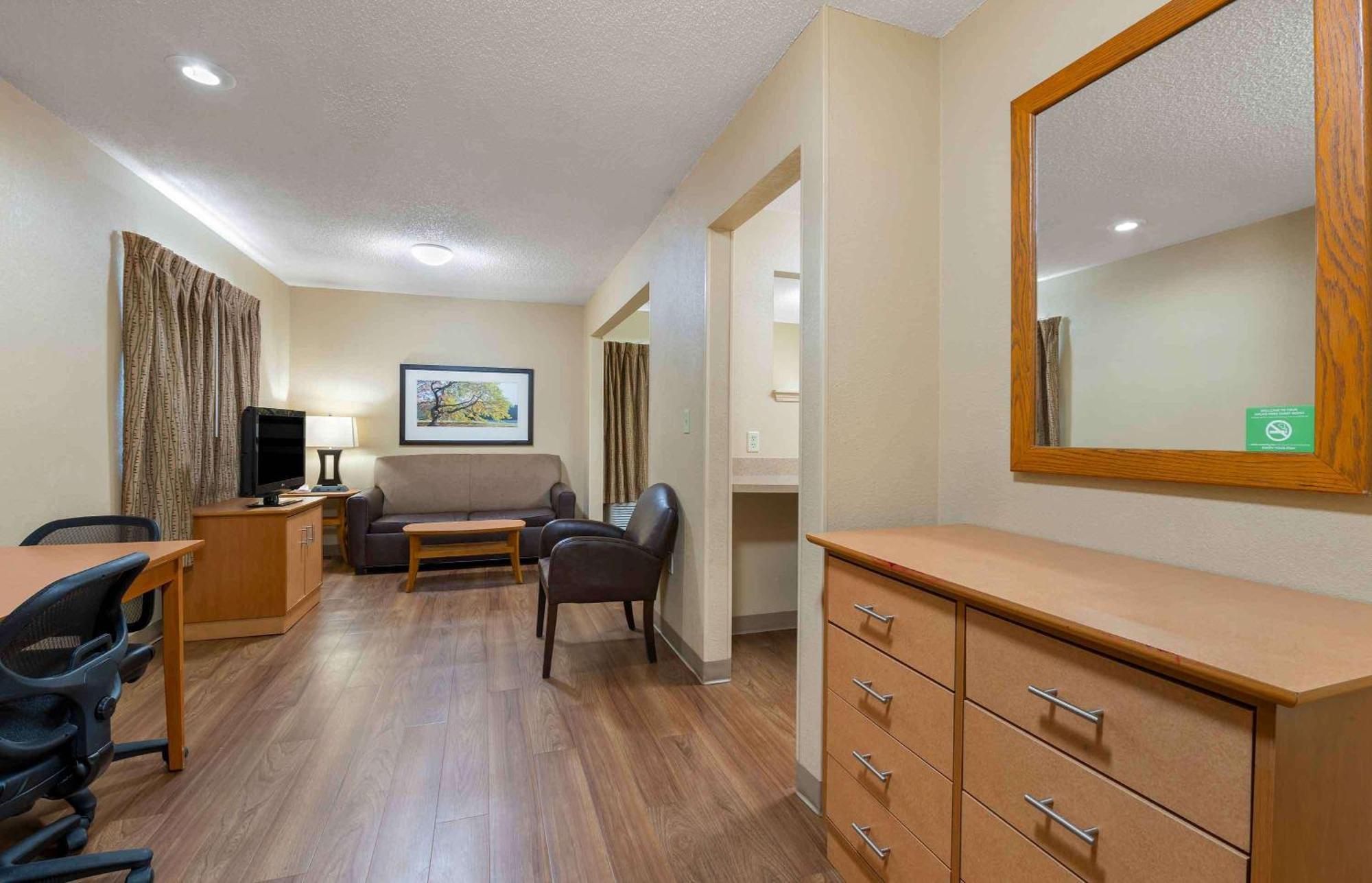 Extended Stay America Select Suites - St Louis - Westport - Craig Road Maryland Heights Extérieur photo